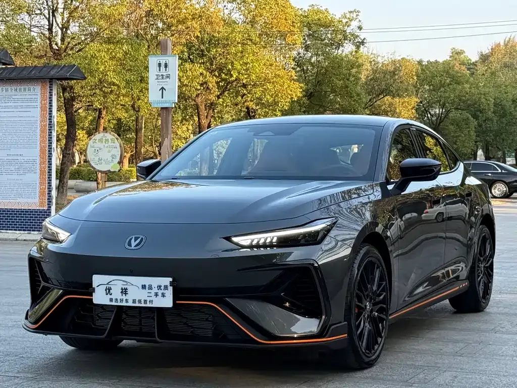 Changan UNI-V 2025 из CN, фото 1