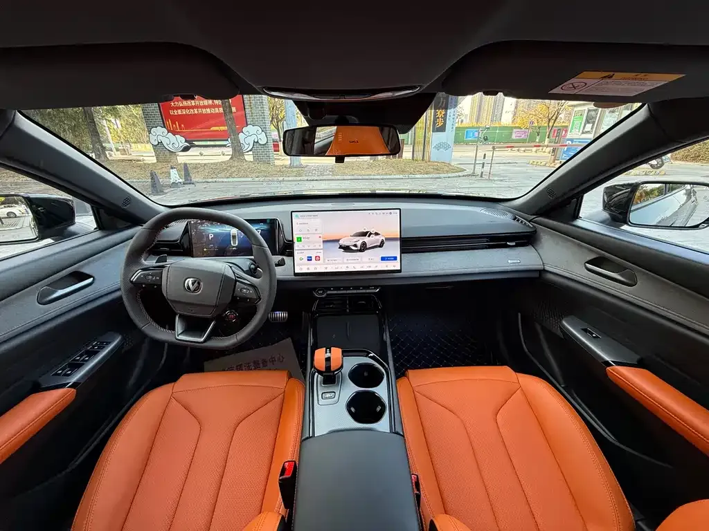 Changan UNI-V 2025 из CN, фото 4