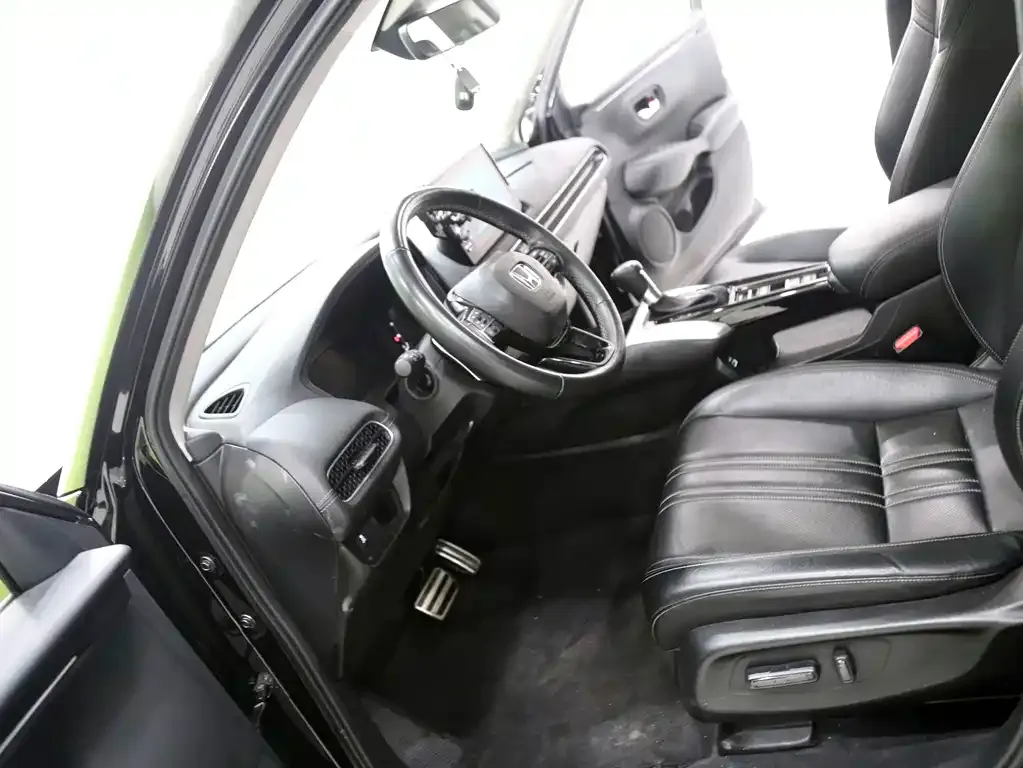 Honda HR-V 2024 из CN, фото 3