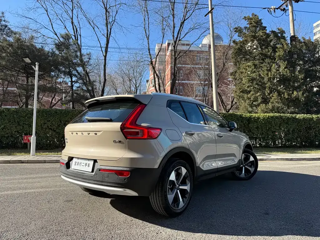 Volvo XC40 2024 из CN, фото 9