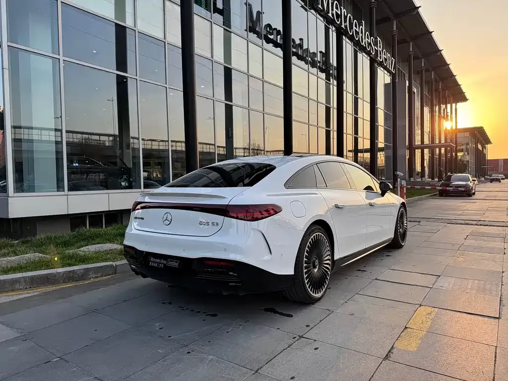 Mercedes-Benz EQS AMG 2026 из CN, фото 4