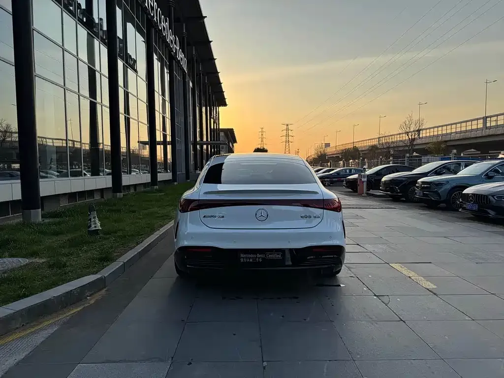 Mercedes-Benz EQS AMG 2026 из CN, фото 7