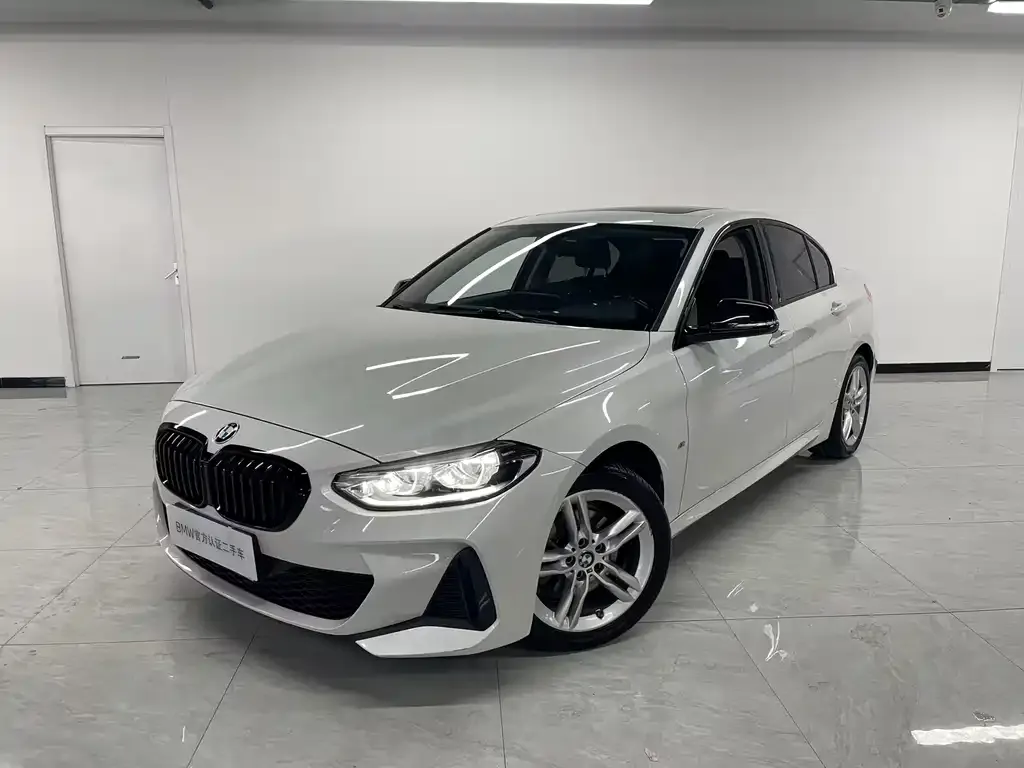 BMW 1 Series — фото 1