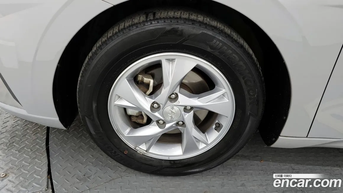 Hyundai AVANTE 2021 из KR, фото 4