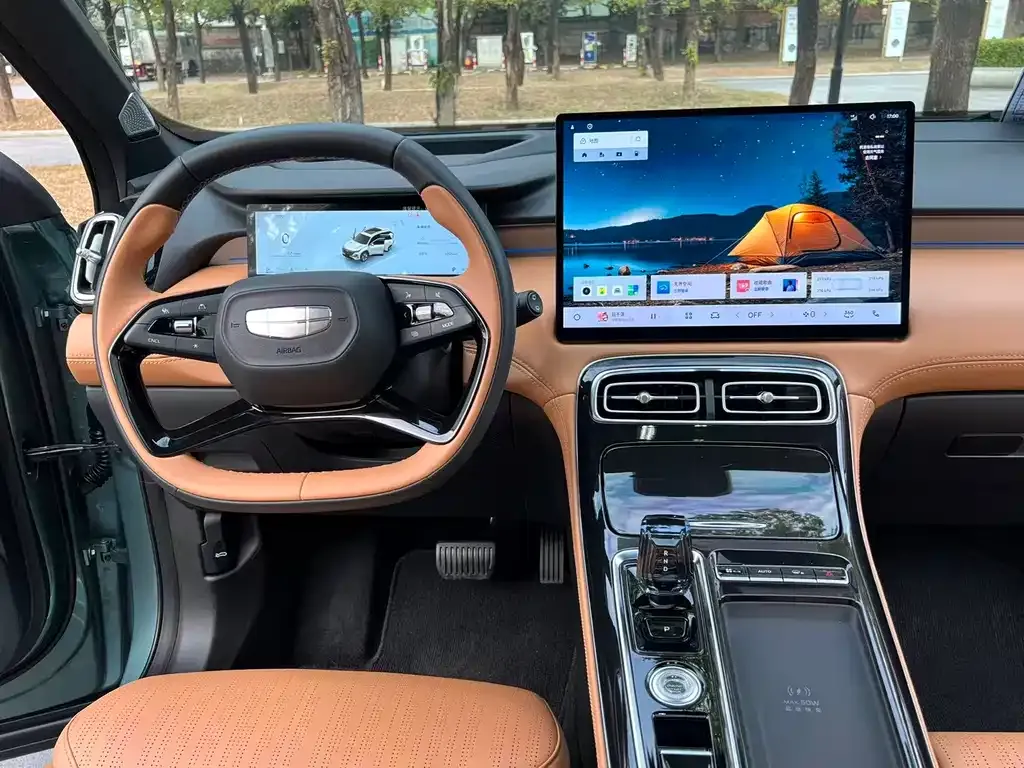 Geely Boyue L 2025 из CN, фото 2