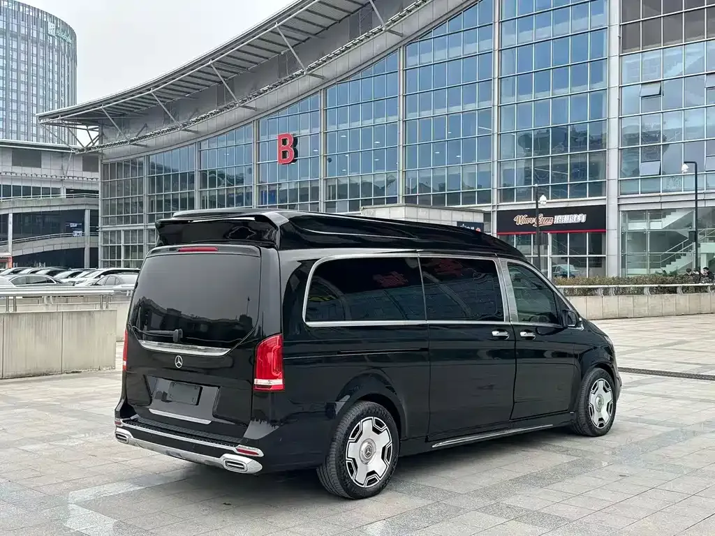 Mercedes-Benz V-Class 2024 из CN, фото 7