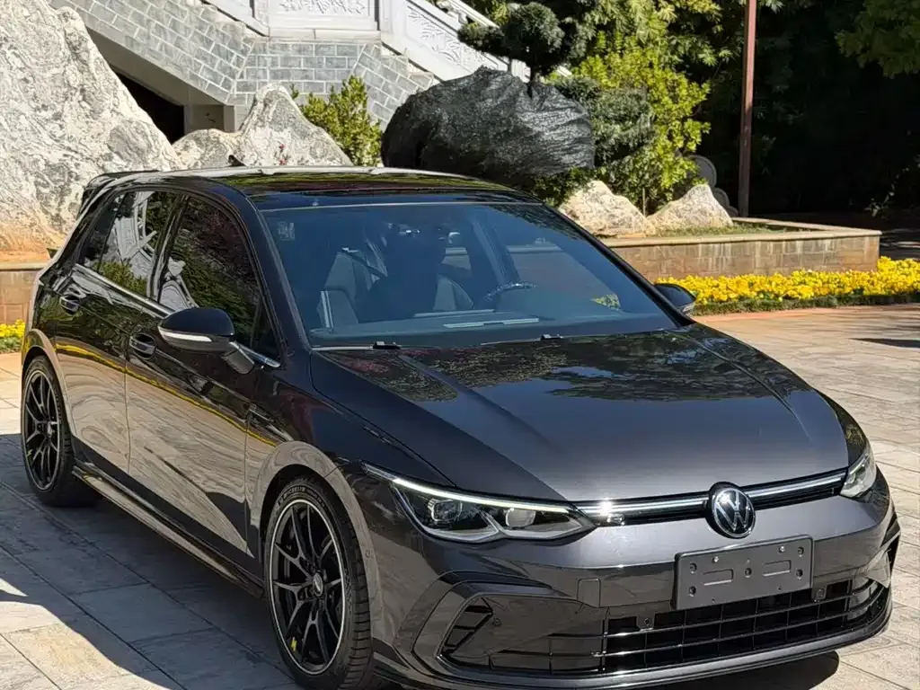 Volkswagen Golf 2023 из CN, фото 1