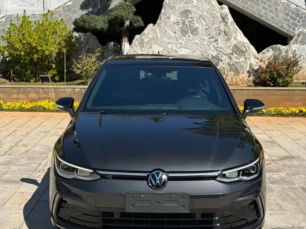 Volkswagen Golf 2023 из CN, фото 5