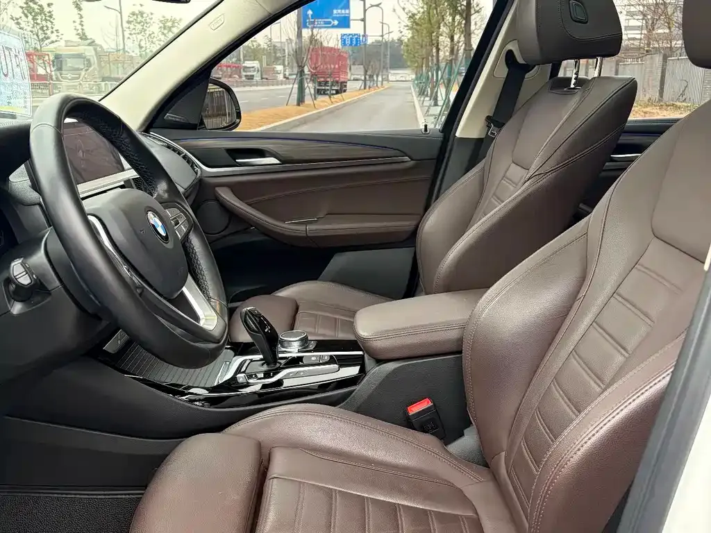 BMW X3 2021 из CN, фото 9