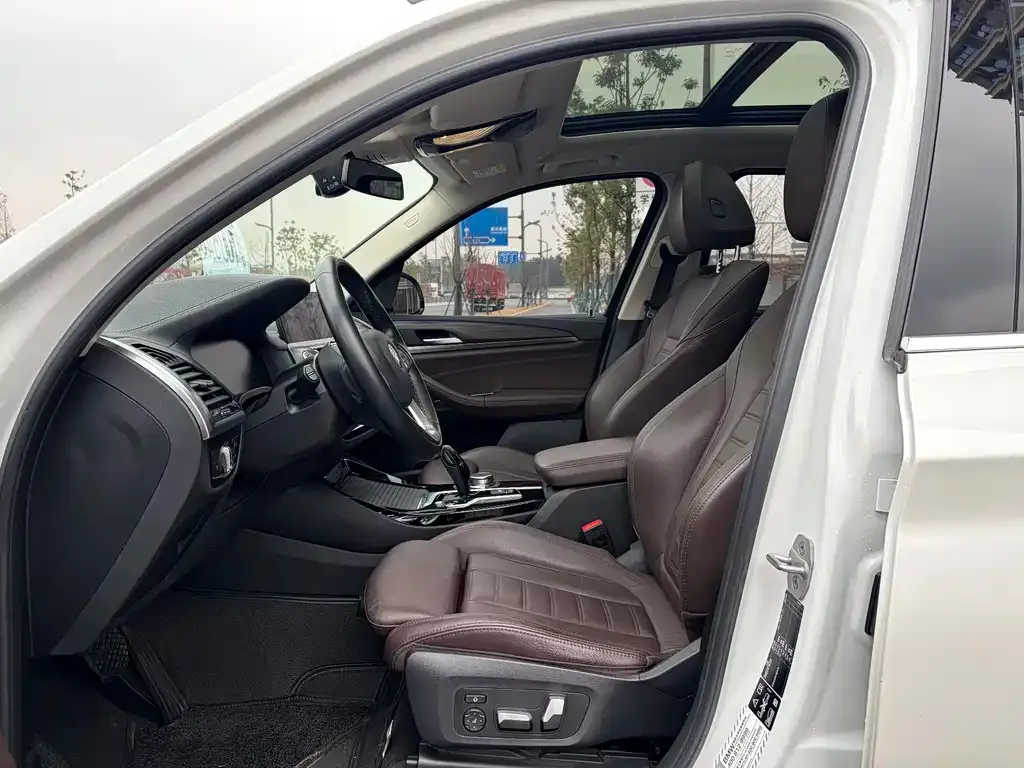 BMW X3 2021 из CN, фото 3