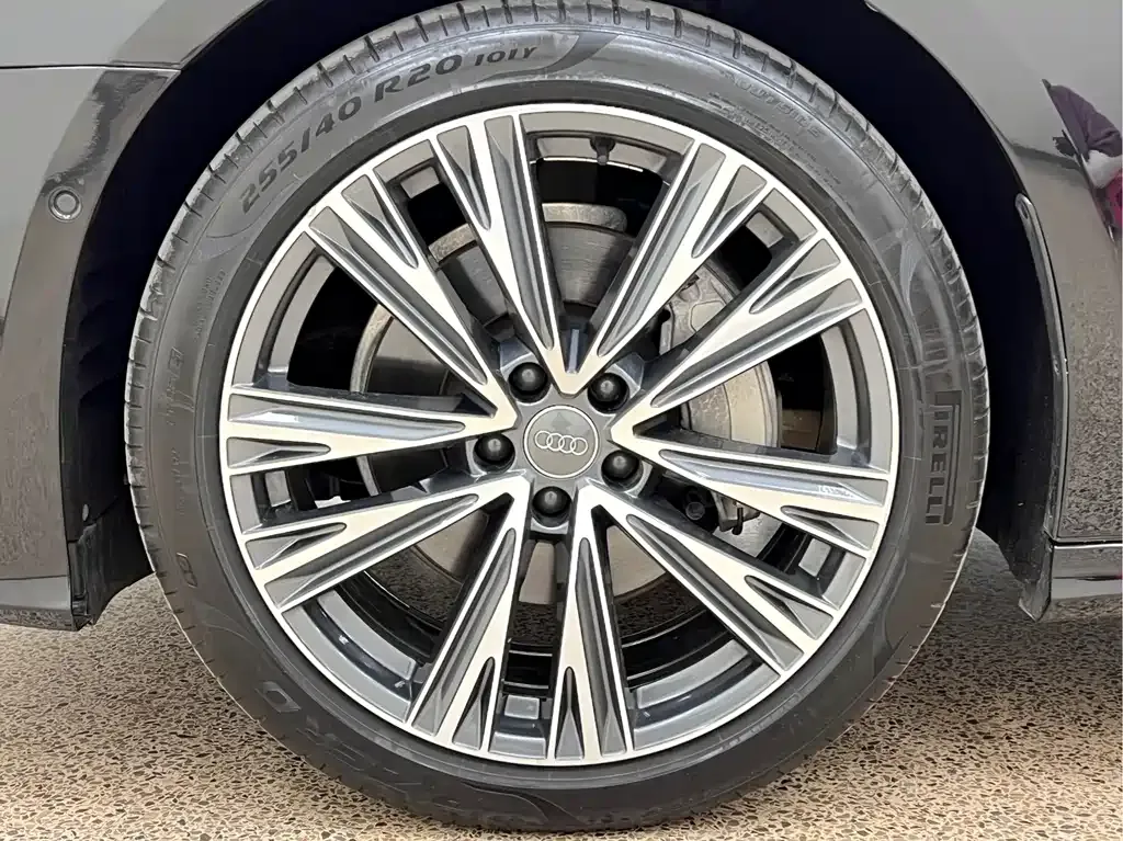 Audi A6L 2021 из CN, фото 9