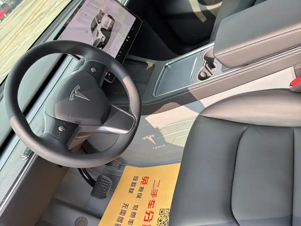 Tesla Model Y 2023 из CN, фото 5