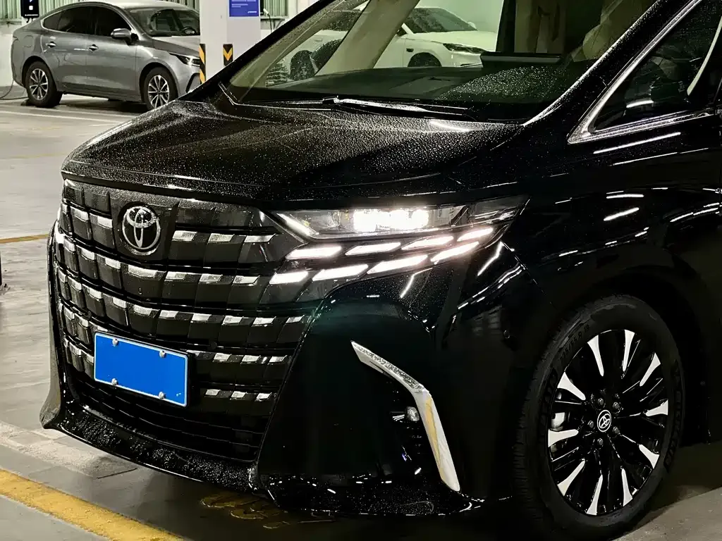 Toyota Alphard 2024 из CN, фото 10