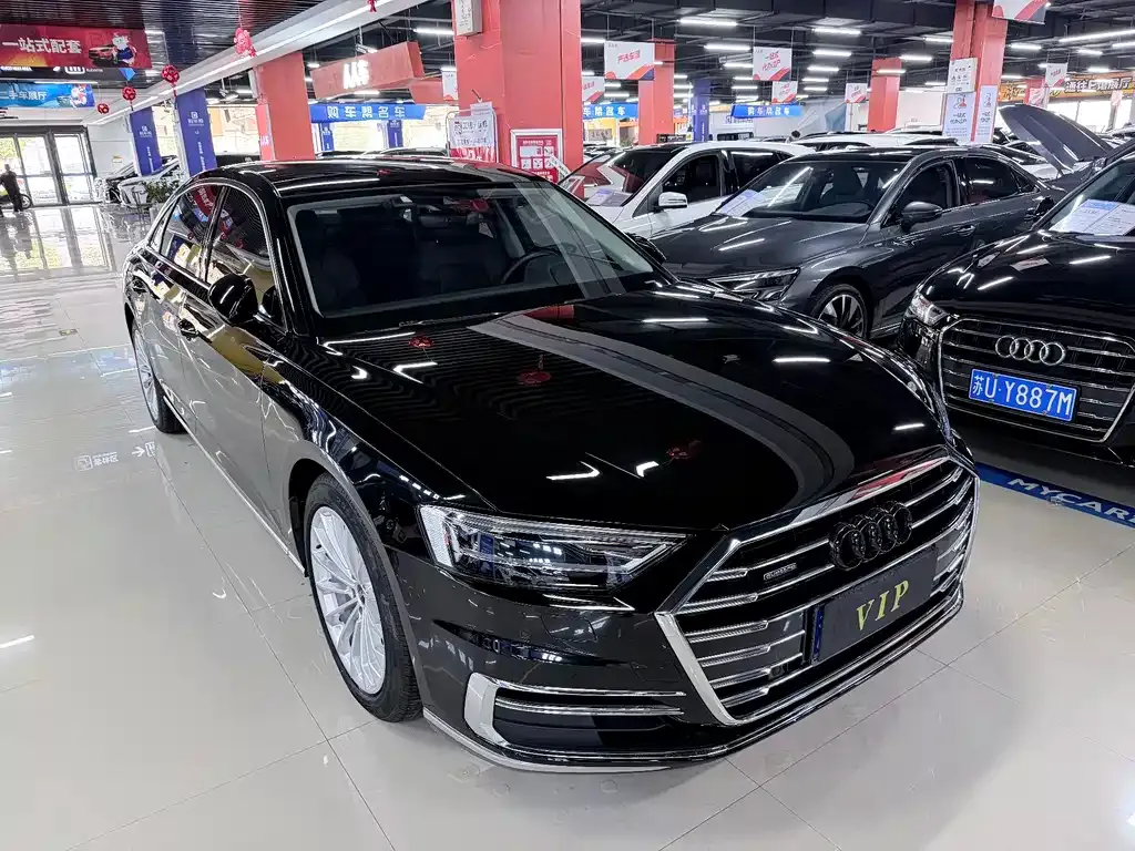 Audi A8 2021 из CN, фото 4