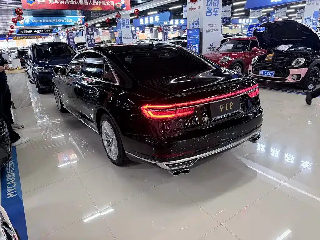 Audi A8 2021 из CN, фото 6