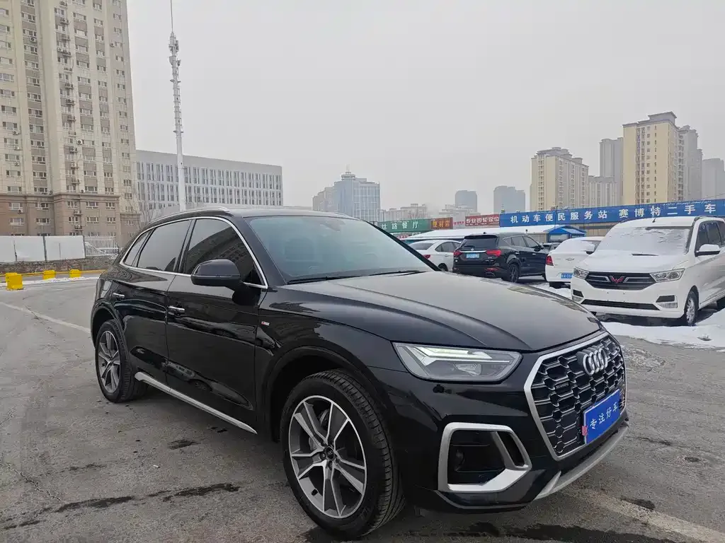 Audi Q5L 2023 из CN, фото 1
