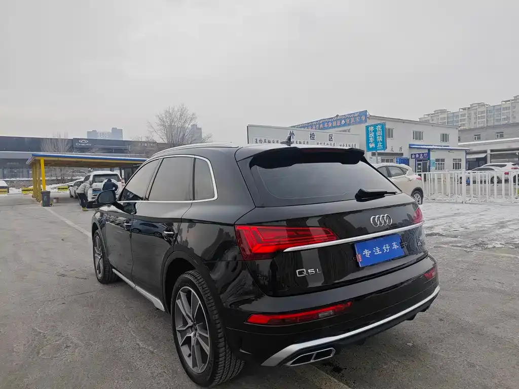 Audi Q5L 2023 из CN, фото 5