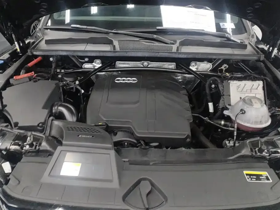 Audi Q5L 2024 из CN, фото 2