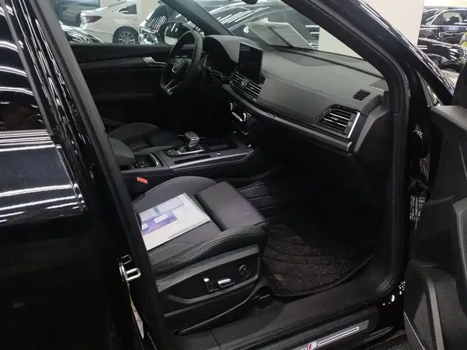 Audi Q5L 2024 из CN, фото 3