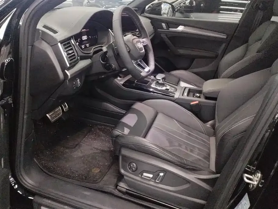 Audi Q5L 2024 из CN, фото 6
