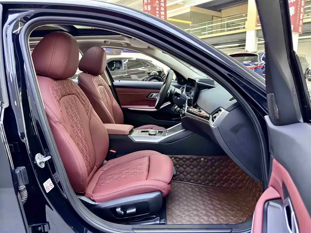 BMW 3 Series 2023 из CN, фото 8