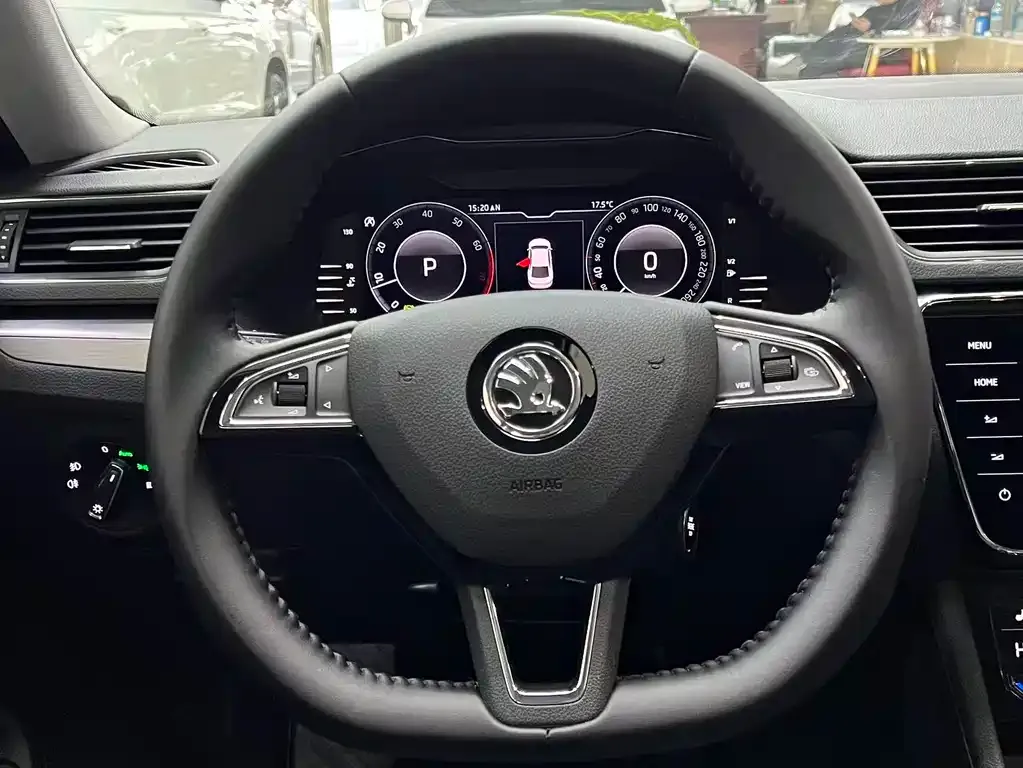 Skoda Superb 2024 из CN, фото 4