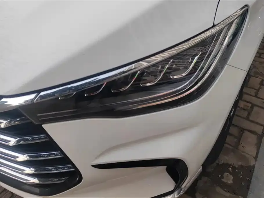 BYD MAX New Energy 2022 из CN, фото 7