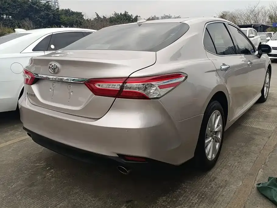 Toyota Camry 2021 из CN, фото 7