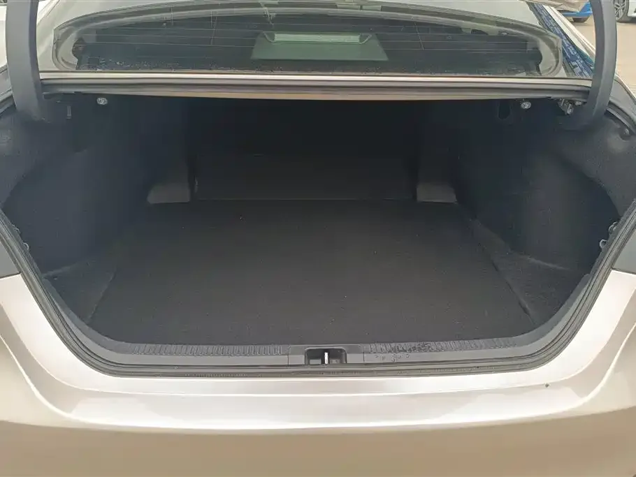Toyota Camry 2021 из CN, фото 5