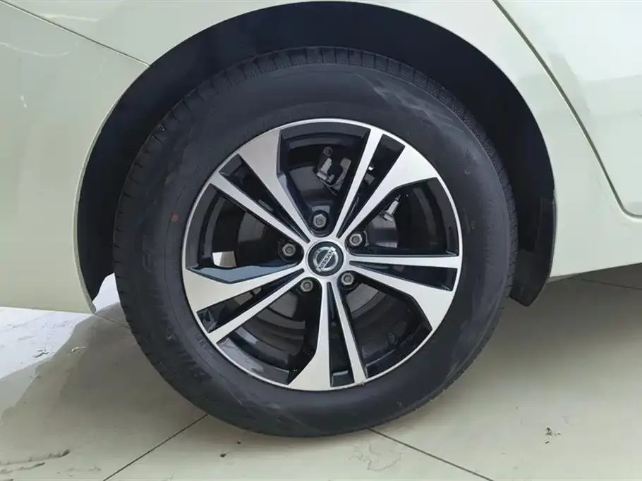 Nissan Sylphy 2023 из CN, фото 9