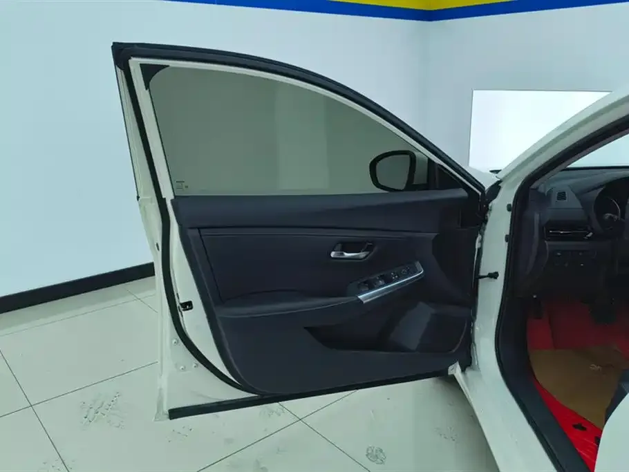 Nissan Sylphy 2023 из CN, фото 4