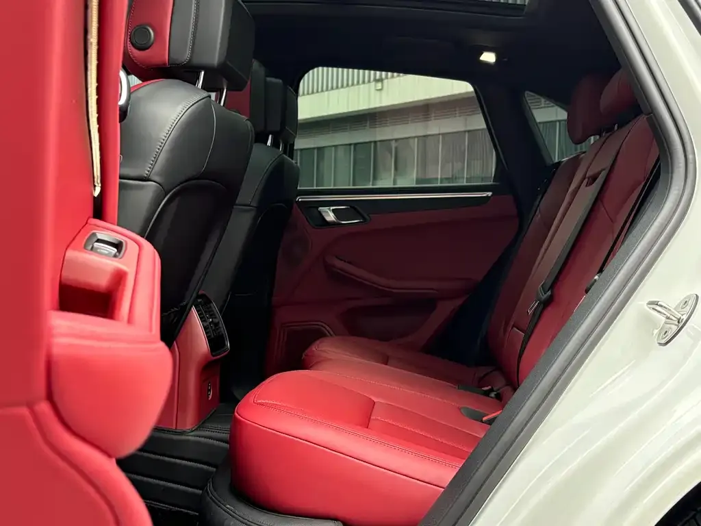 Porsche Macan 2023 из CN, фото 6