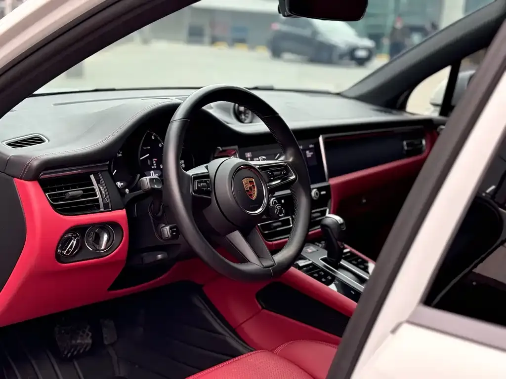 Porsche Macan 2023 из CN, фото 2