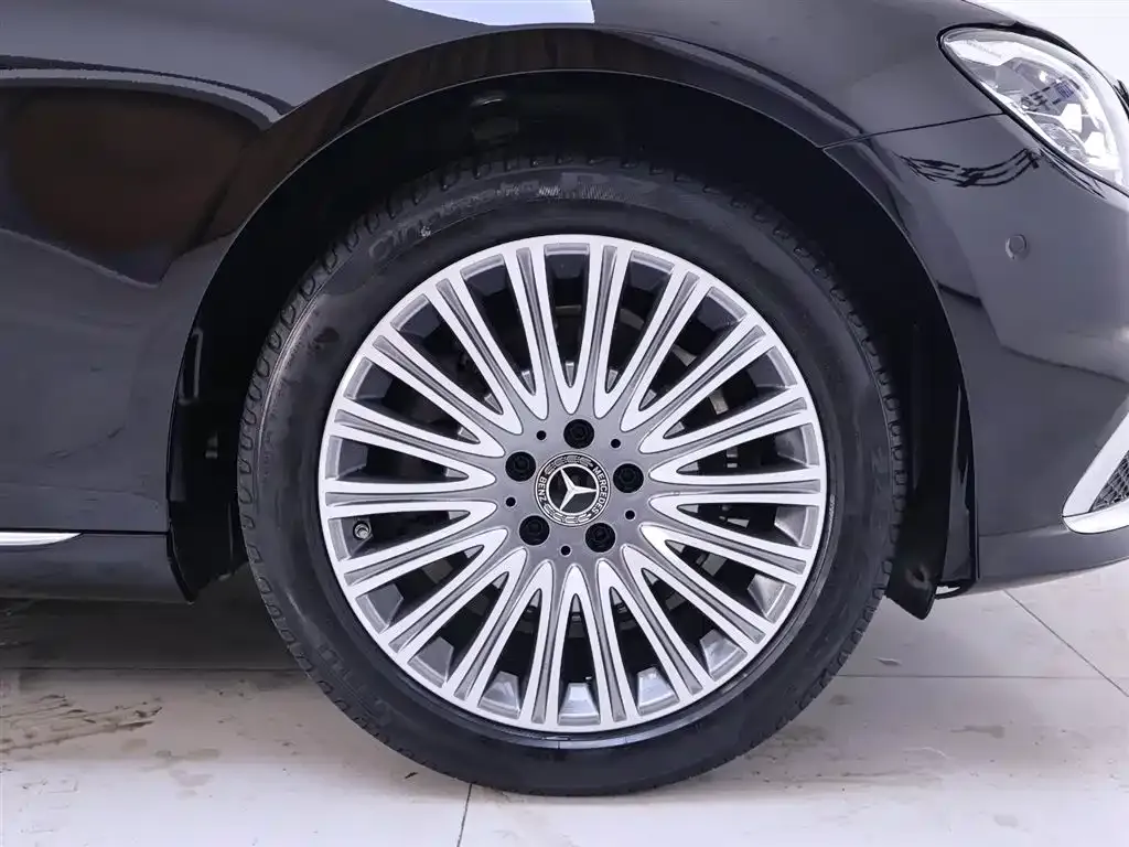 Mercedes-Benz E-Class 2022 из CN, фото 3