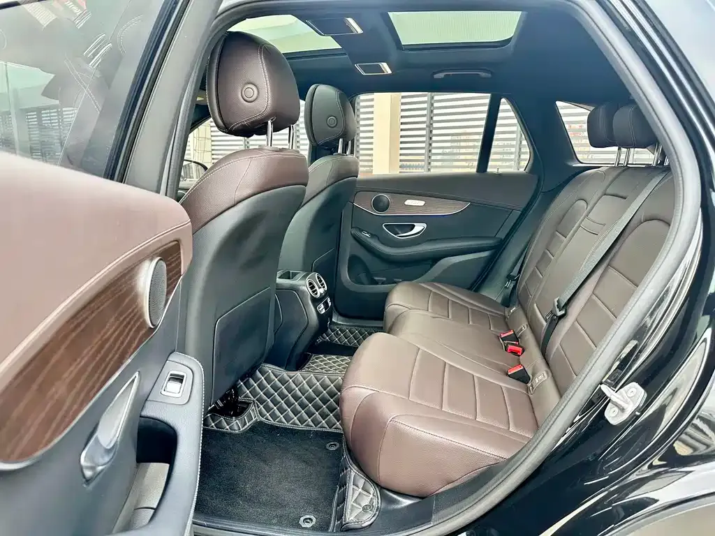Mercedes-Benz GLC 2023 из CN, фото 3