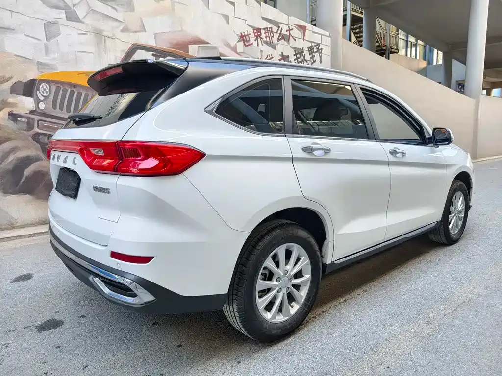 Haval M6 — фото 9