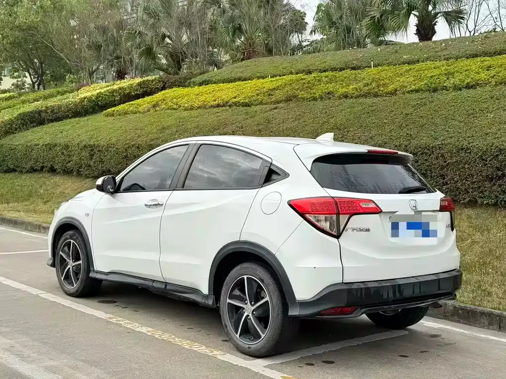Honda Vezel 2021 из CN, фото 3