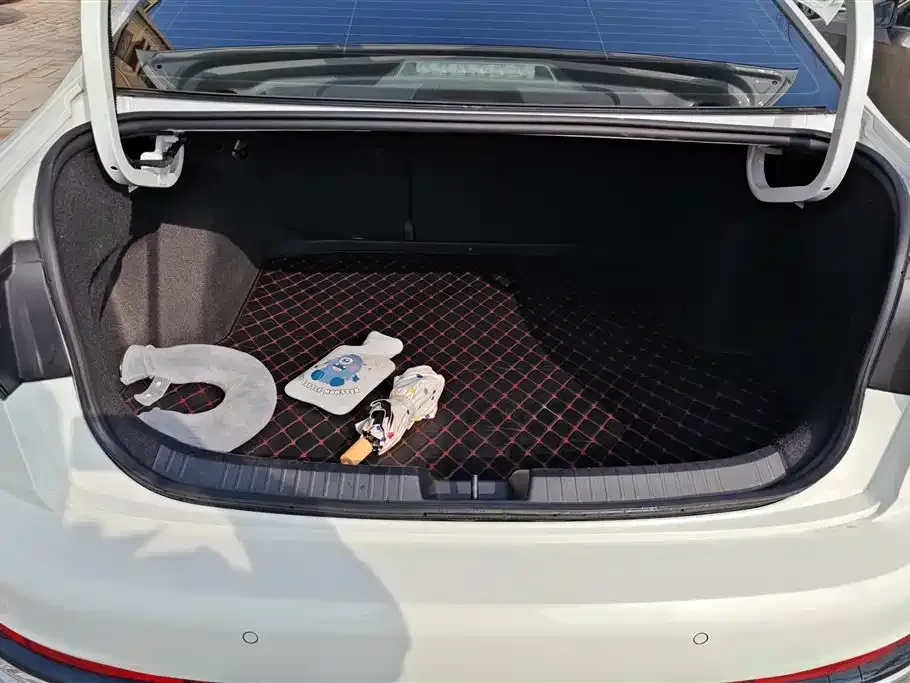 Volkswagen Sagitar 2023 из CN, фото 2