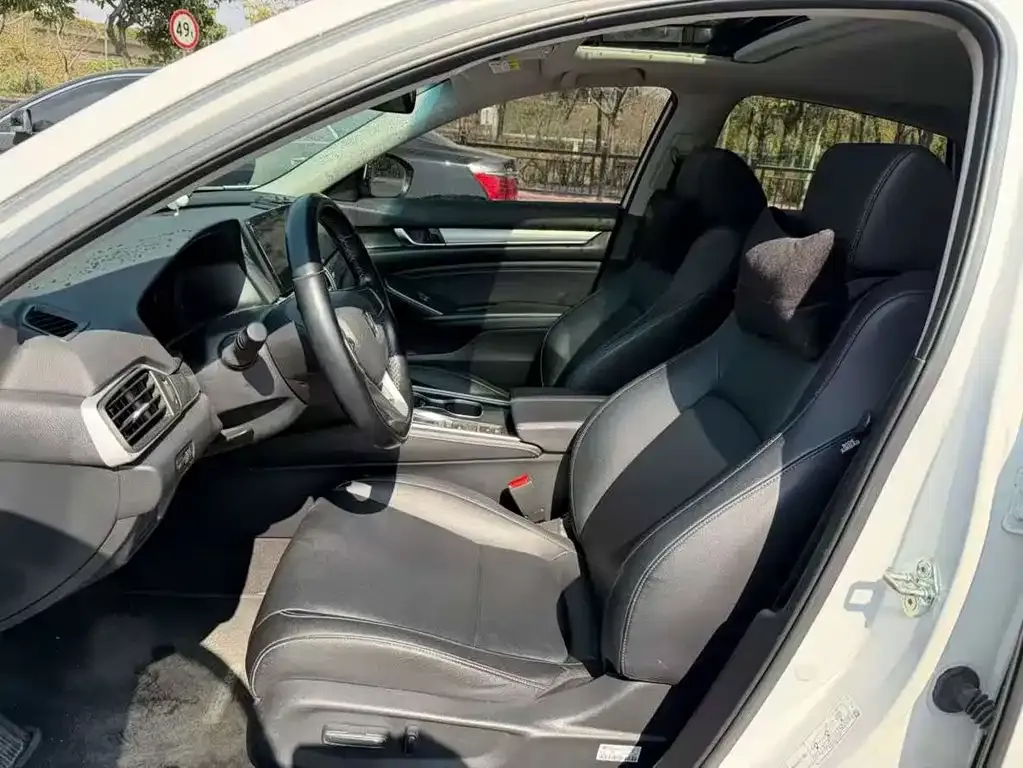 Honda Accord 2022 из CN, фото 2