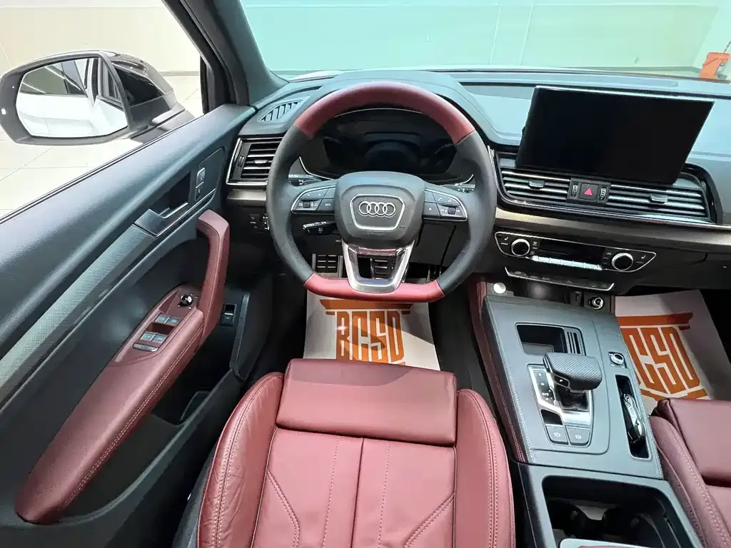 Audi Q5L 2024 из CN, фото 2