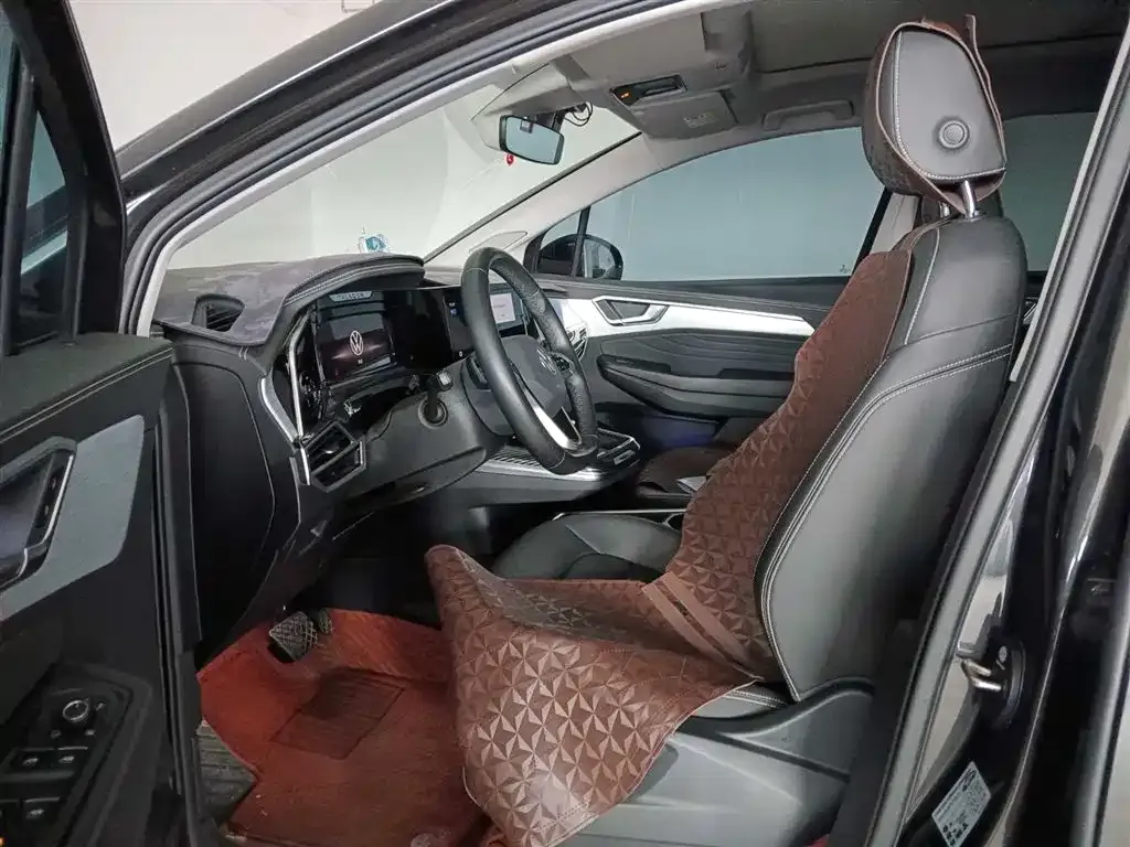 Volkswagen Talagon 2023 из CN, фото 4