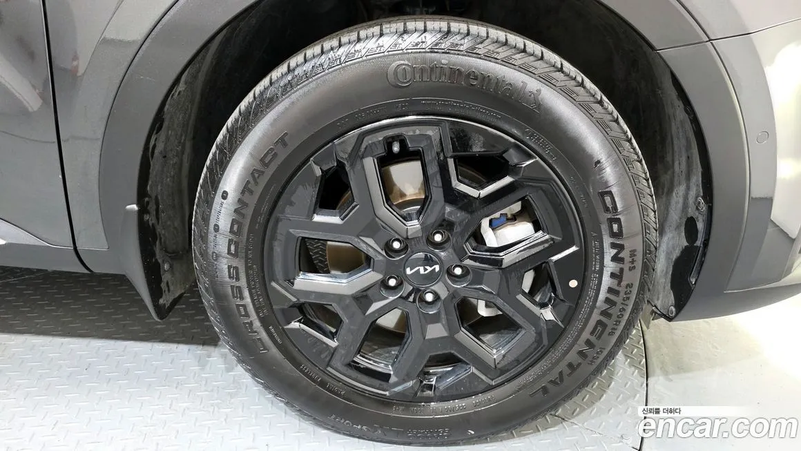 Kia Sorento — фото 9