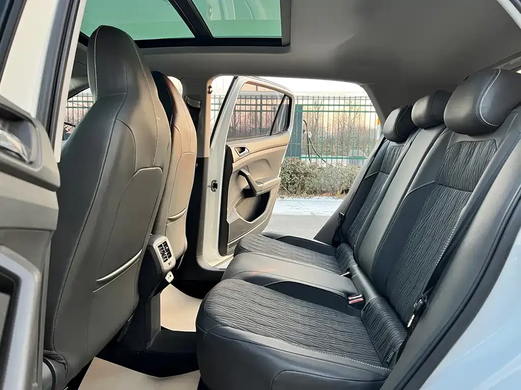 Volkswagen T-Cross 2021 из CN, фото 9