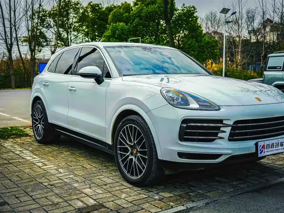 Porsche Cayenne — фото 6