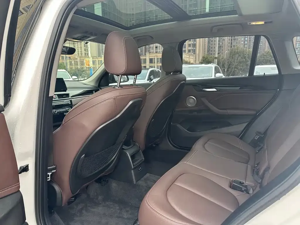 BMW X1 2022 из CN, фото 8