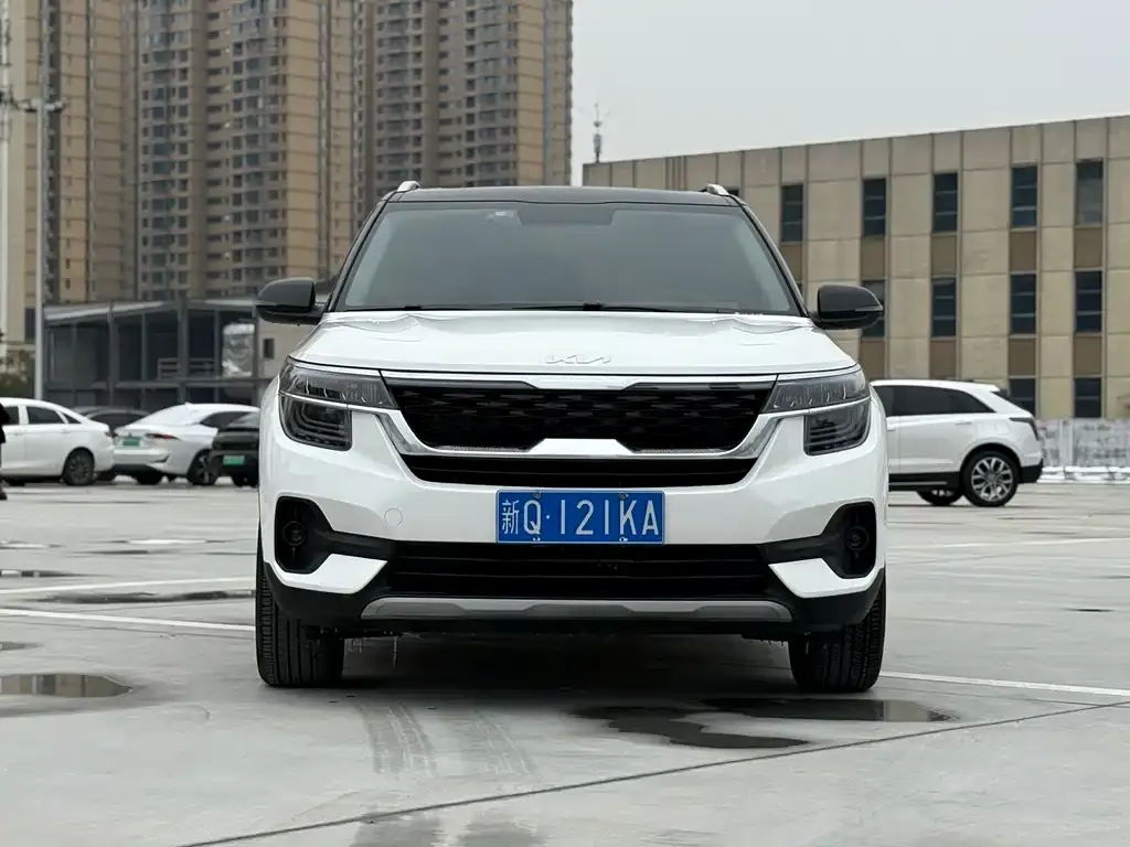 Kia KX3 2022 из CN, фото 2