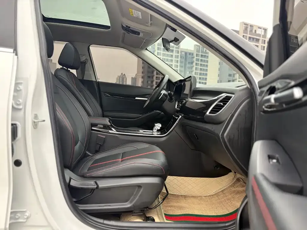 Kia KX3 2022 из CN, фото 8