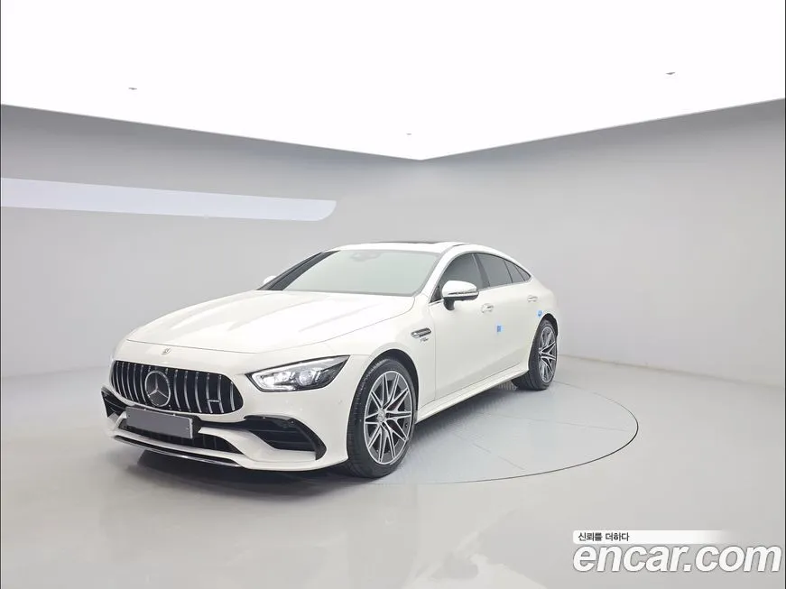 Mercedes-Benz AMG GT — фото 1