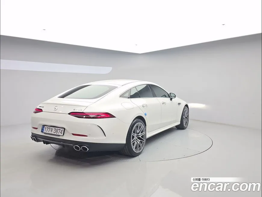 Mercedes-Benz AMG GT — фото 7