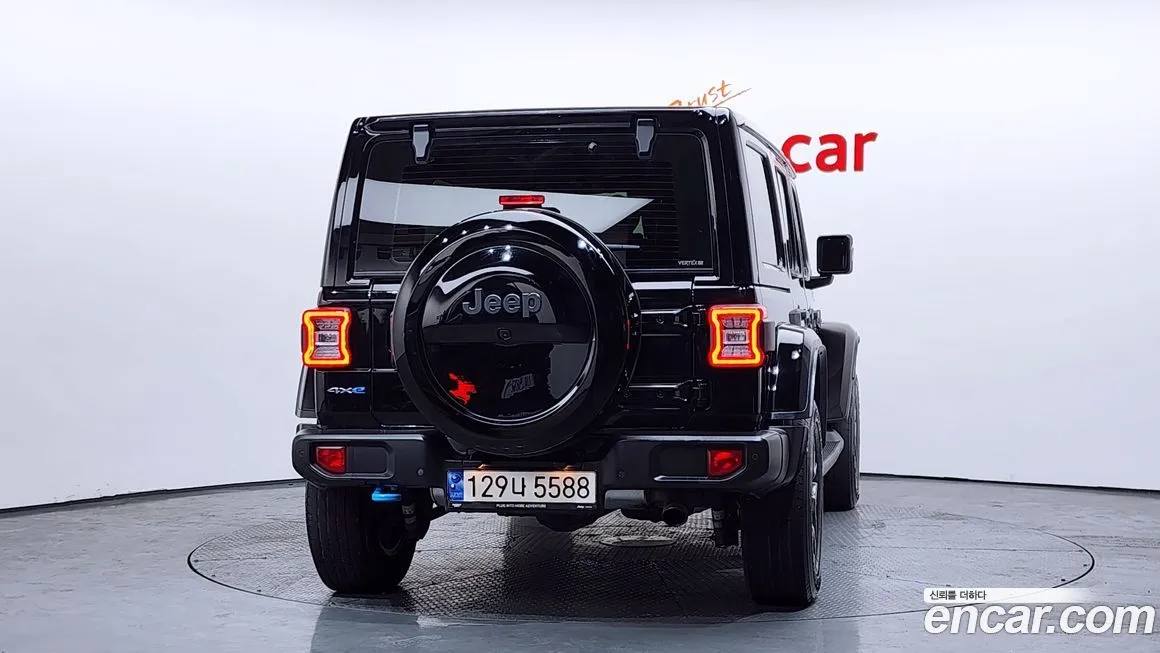 Jeep Wrangler 2022 из KR, фото 3